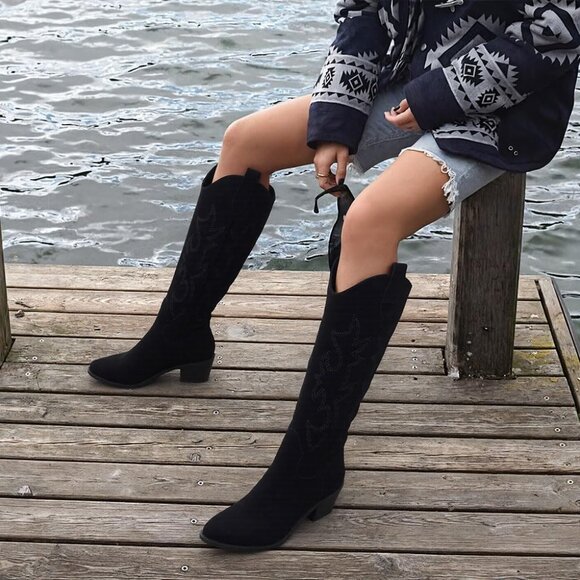 Women Black Suede Polyurethane Embroidered Chunky Heel Knee High Western Boot - Picture 4 of 6